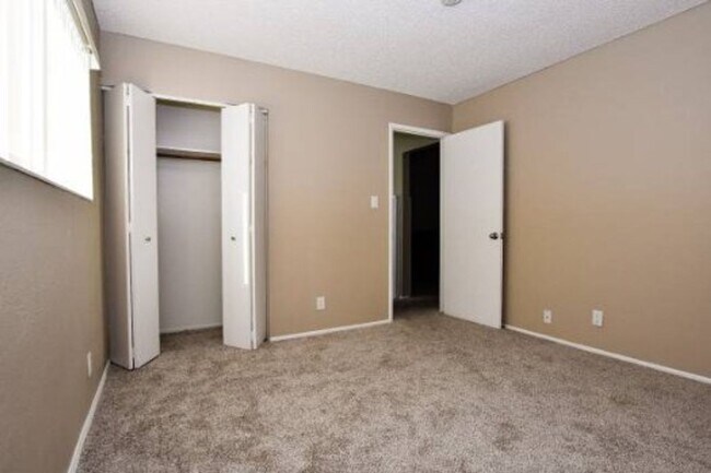 Garfield Manor, Lodi, CA 95240 - photo 4