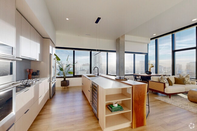 2BR, 2BA - 1,384SF - Kitchen