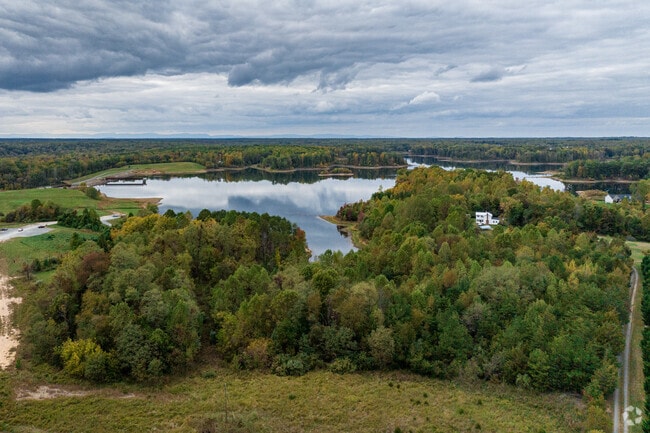 Taking in the vast beauty of Lake Mooney in Berea.