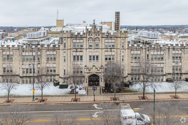 Joliet Central High School, Rankings & Reviews