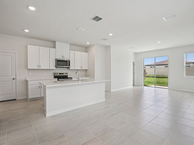 1820 Brekey Way, Zephyrhills, FL 33541 - photo 4