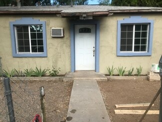 5933 Pryor Ln, Farmington, NM 87402