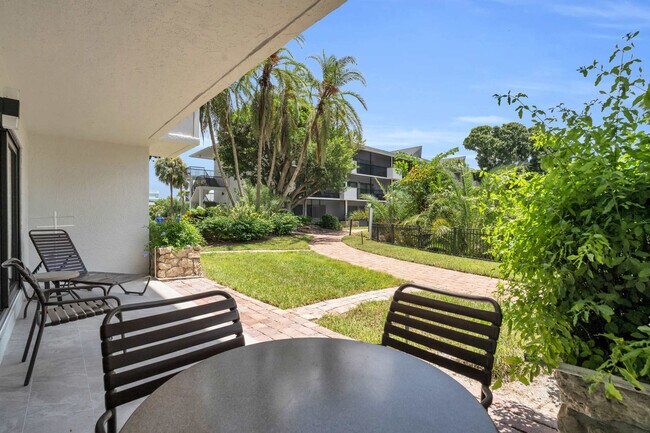600 Neapolitan Way unit FL1-ID1073523P, Naples, FL 34103 - photo 5