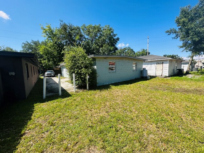 1659 Union St W, Jacksonville, FL 32209 - photo 4