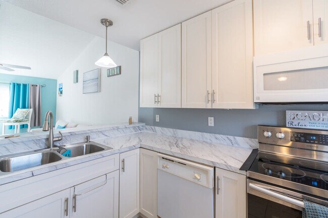 545 Ocean Park Ln unit ID1044326P, Cape Canaveral, FL 32920 - photo 6