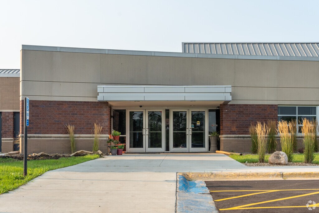 Prairie Ridge Elementary School challenges and encourages children to learn.