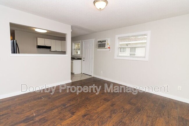 1104 N Hawthorne St unit A, Chattanooga, TN 37406 - photo 2