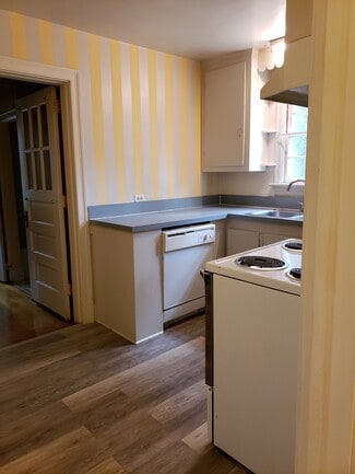 114 Howard Dr Unit Apartment #1, Charlottesville, VA 22903