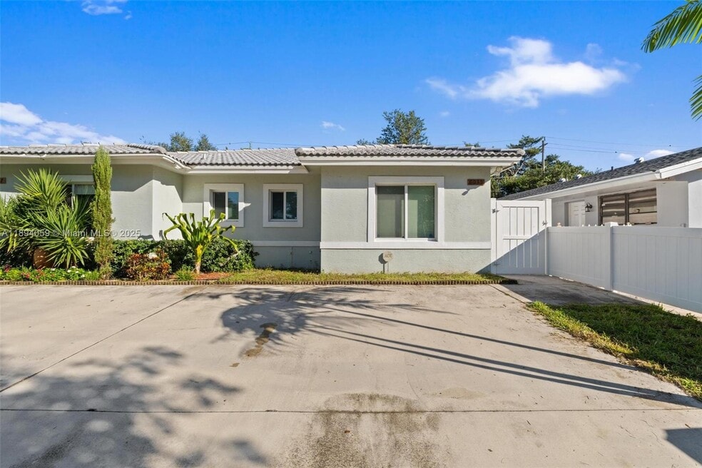 6035 SW 40th Ct, Miramar, FL 33023 - photo 1