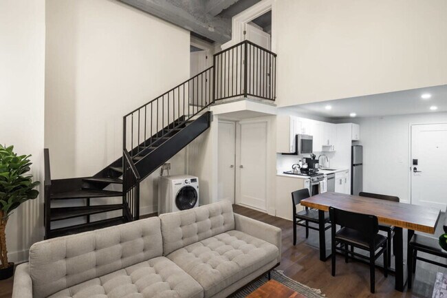 150S S Independence Mall W unit ID1060941P, Philadelphia, PA 19106 - photo 2