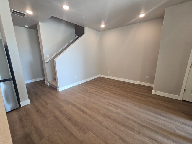 4828 River Roads Dr, Timnath, CO 80547 - photo 2