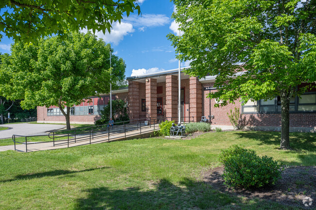 Robertson Elementary School is located right in the heart of this Warwick neighborhood.
