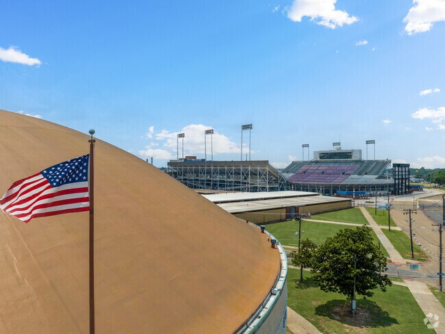 Independence stadium sits near the State Fair and Louisiana State Museum.
