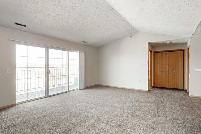 Torrey Pines, Omaha, NE 68116 - photo 3