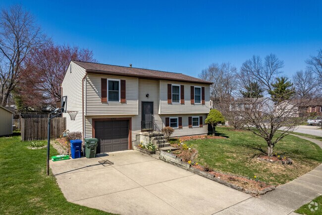 Get the charm of older style homes with Strawberry Farms' well-kept abodes.