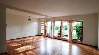 6821 NE Broadway St, Portland, OR 97213