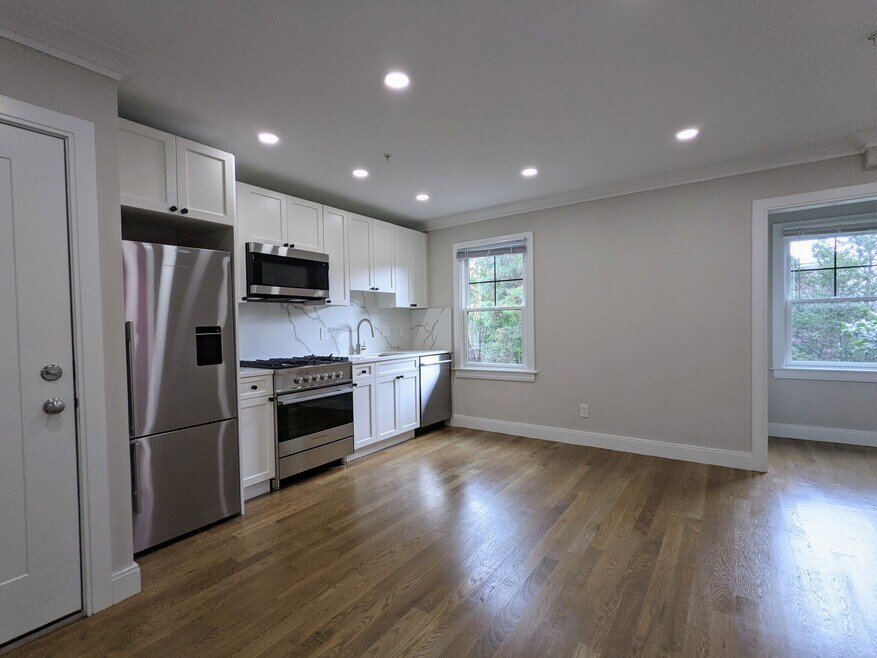17 Channing St unit 1, Cambridge, MA 02138 - photo 1