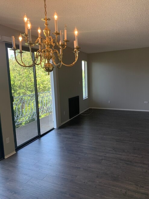 19029 Nordhoff St unit 308, Northridge, CA 91324 - photo 1