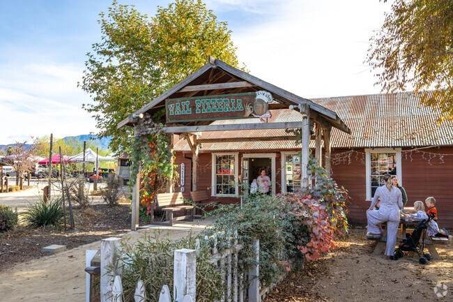 Head over to Vail Pizzeria from Morgan Hill for thin crust pies.