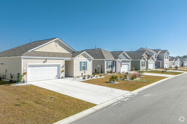 There are many new construction neighborhoods with moderately priced homes in Pine Island.