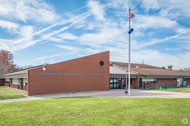 DeMotte Elementary School is school in DeMotte in Keener Township.
