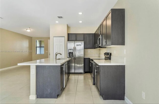 3440 W 110th St, Hialeah, FL 33018 - photo 2