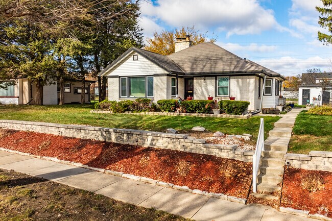 Silver Spring has a good variety of home types tuck into the hillside.