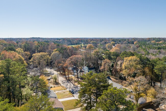 Carey Park is nestled just west of Westside Park and only minutes from Downtown Atlanta.