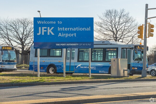 Springfield Gardens residents can get to JFK Airport in minutes.