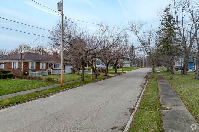East High neighborhood is a vibrant community where walkable streets is perfect for this community.