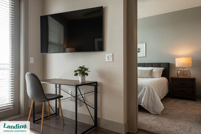 6107 E Riverside Dr unit 439, Austin, TX 78741 - photo 5