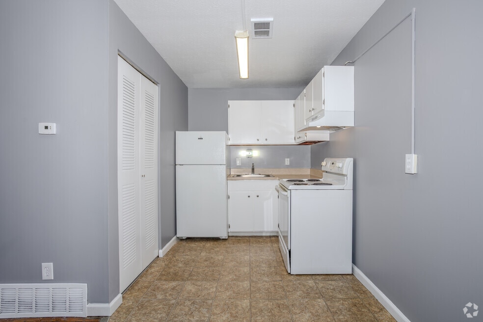 Hilton Arms II LLC, Columbus, OH 43228 - photo 1