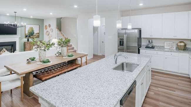 584 Mountain Laurel Blvd, Ranson, WV 25438 - photo 6