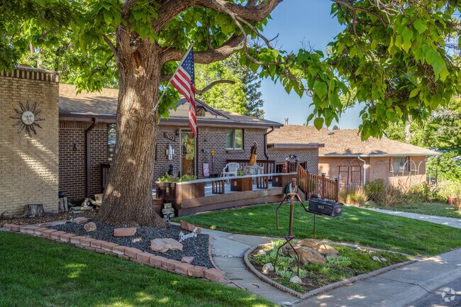 Beautifully decorated brick homes in Parkway Estates, Arvada, Colorado.