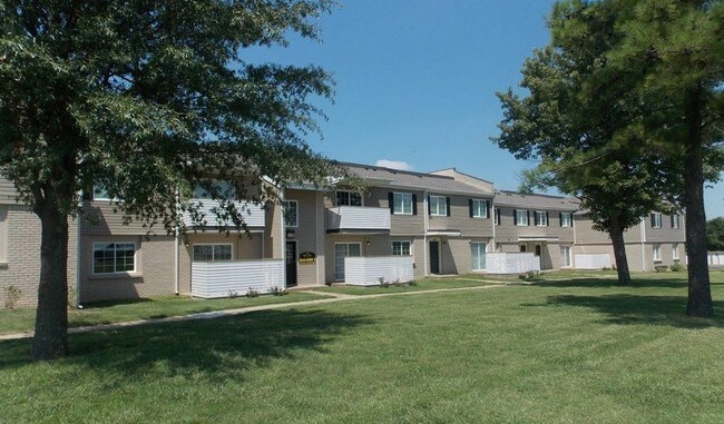 Metro Plex Apartments, Tulsa, OK 74134 - photo 2