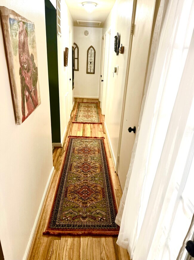 4903 Ashford Dr unit Room, Upper Marlboro, MD 20772 - photo 5