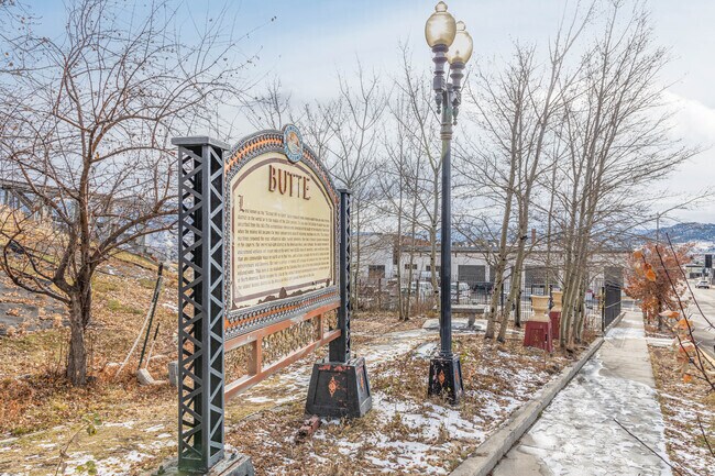 East Butte's firm place in history can be read about at the Old Lexington Gardens.