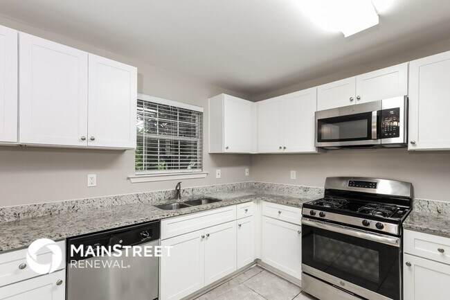 10993 Mansura Place, Hampton, GA 30228 - photo 4