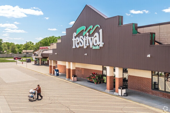 Palmer Lake residents can pick up groceries at Festival Foods in Edinburgh Festival Centre.