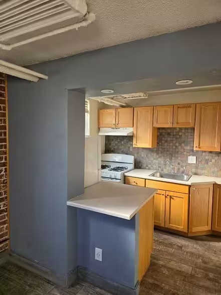 1236 Emerson St, Denver, CO 80218