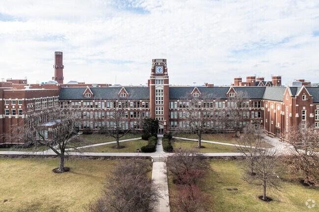 Lane Tech College Prep High School has an A+ rating from Niche.