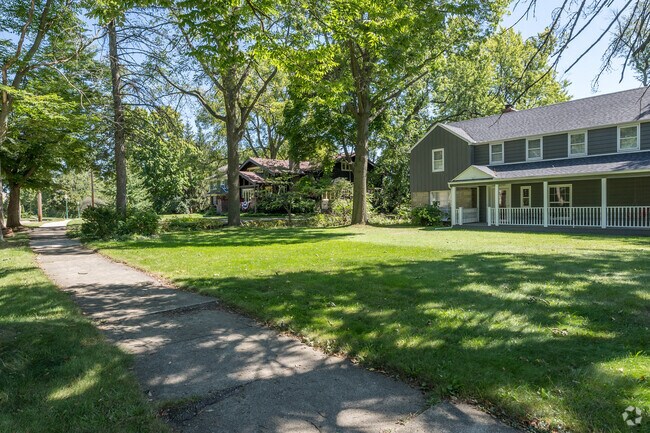 A variety of housing styles can be found in Moores River Drive.
