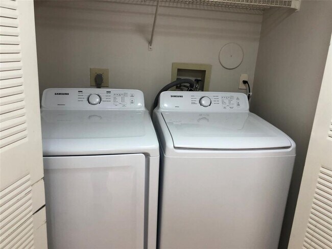 729 NW 92nd Ave unit 729, Plantation, FL 33324 - photo 7