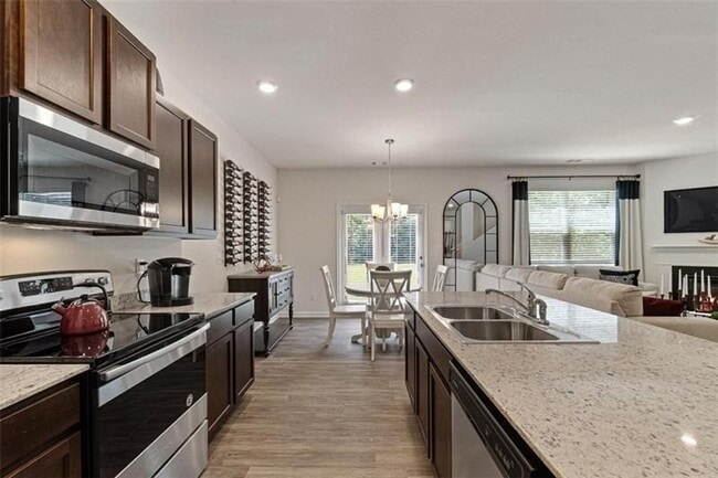 105 Whitewood Dr, Dawsonville, GA 30534 - photo 4