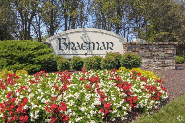 Braemar is an ideal place to settle down and enjoy a quiet, peaceful lifestyle.