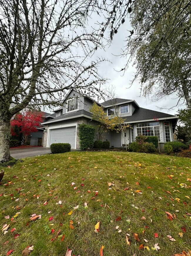 17855 SW Mandel Ln, Sherwood, OR 97140