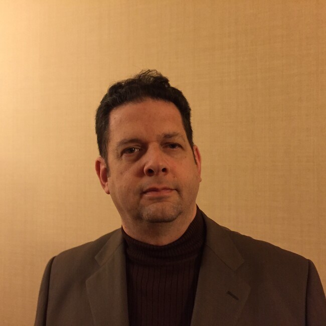 Marcos Llanes Real Estate Agent in Fort Lee, NJ