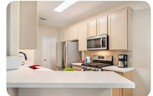 13674 Garden Grove Ct, Houston, TX 77082 - photo 2