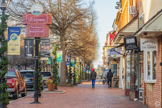 High Street borders Historic Yorkshire and features plenty of dining and retail options.