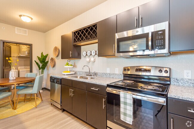 SPRINGS AT THE RESERVE, Wyoming, MI 49418 - photo 7